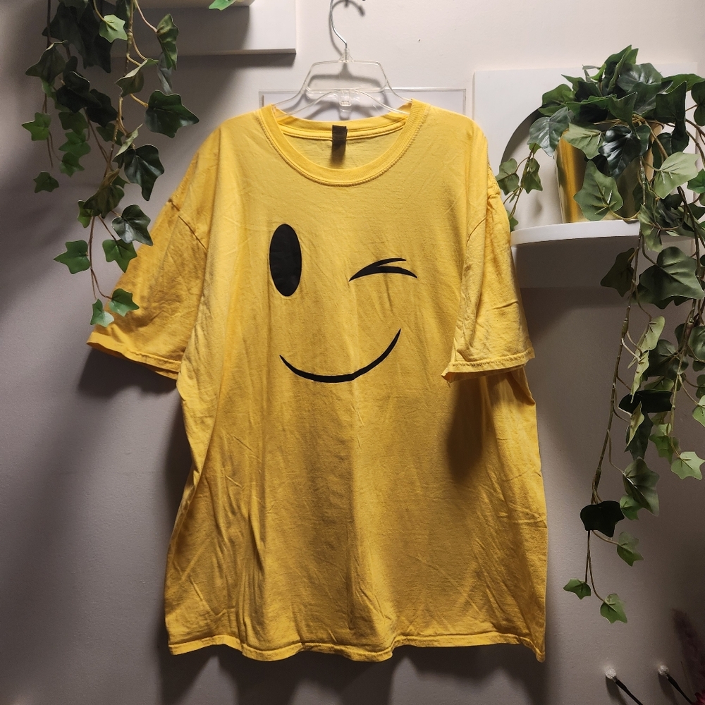 Gildan Softstyle Yellow Crewneck Tee with Tag
